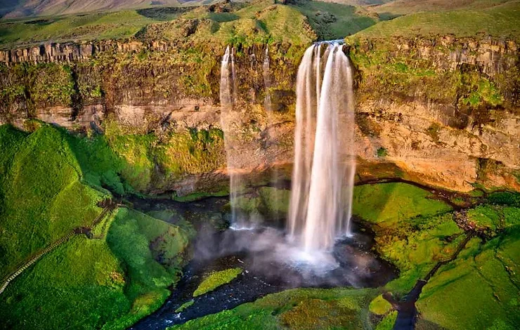 seljalandsfoss-